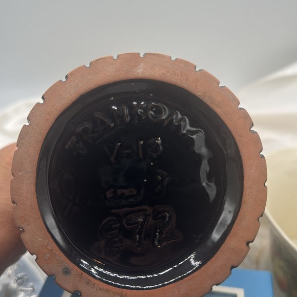 Frankoma V-13 Black Terra Cotta Handle Vase Signed Joniece Frank #872 - Picture 7 of 7